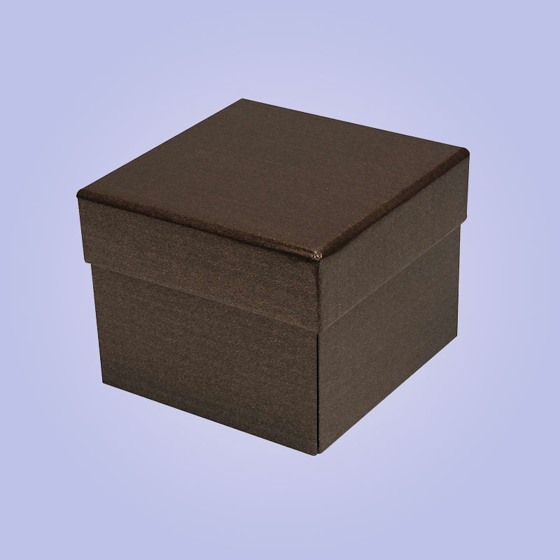Custom cube boxes manufactured to step ahead in the competitive market